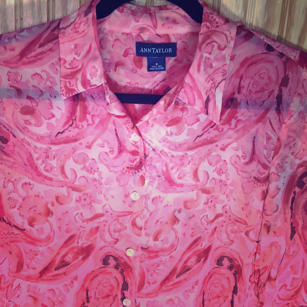 Ann Taylor NWT floral blouse